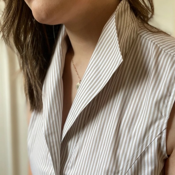 2000's Calvin Klein Button-Down Shirt (M/L) - Picture 2 of 5